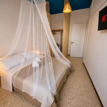 Waterfront Circe - Sea View, Free Parking Apartment